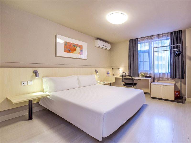 Jinjiang Inn Shenzhen North Railway Station Экстерьер фото